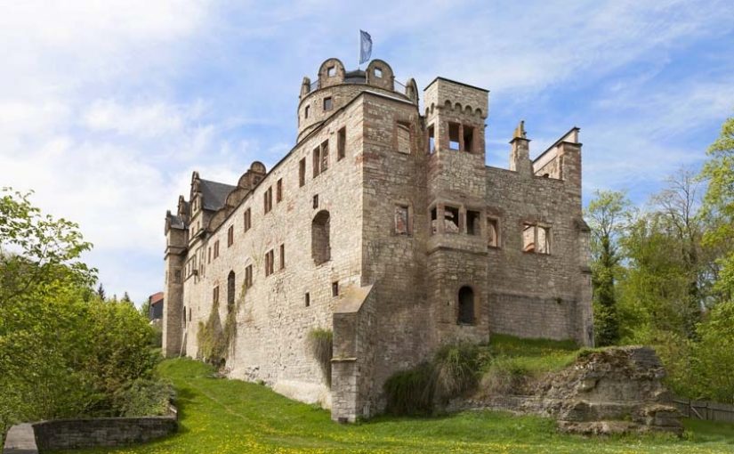 Oberschloss Kranichfeld: Freifläche am Schloss