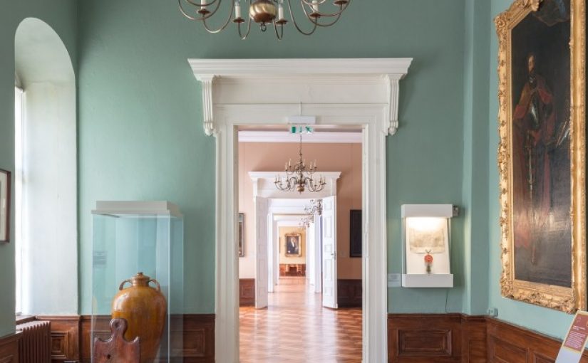 Schloss Sondershausen: Foyer zum Blauen Saal