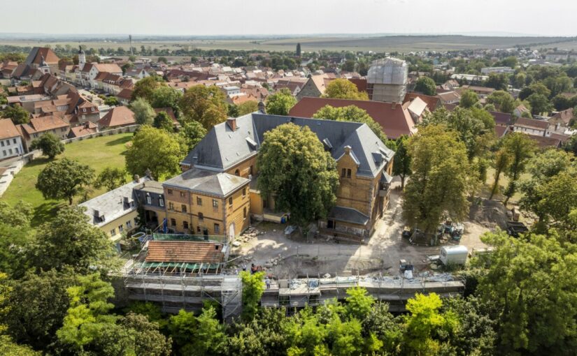 Infoabend mit Film auf der Burg Weißensee
