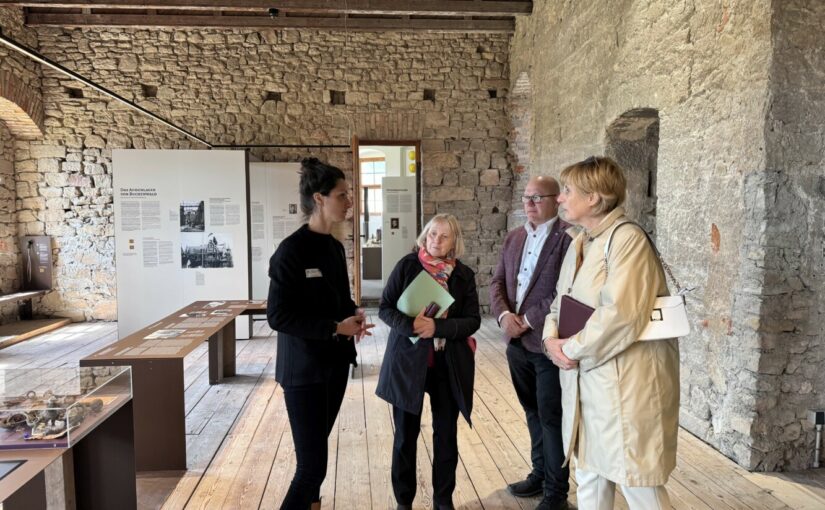 Neue Dauerausstellung auf dem Oberschloss Kranichfeld eröffnet