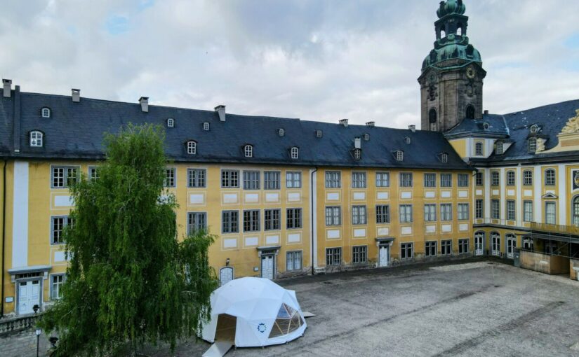Info-Pavillon auf Schloss Heidecksburg aufgebaut