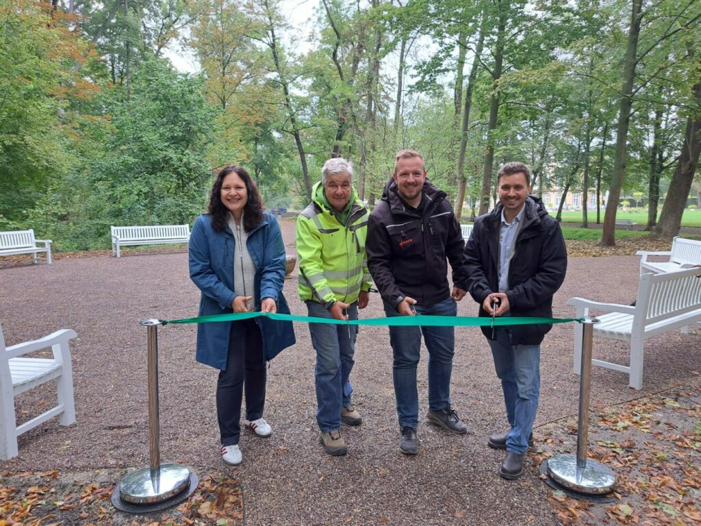 Gewässersanierung und Wegewiederherstellung im Schlosspark Molsdorf abgeschlossen